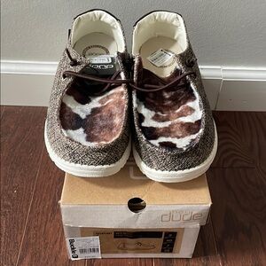 Hey Dude Women’s Cow Print Wendy size 9 NWT